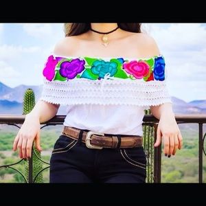 BLACK No-Shoulder One Size fits all Shirt